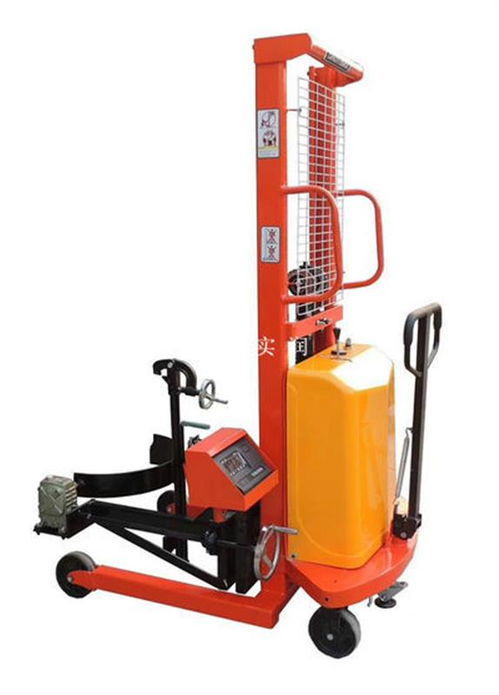 高效精準(zhǔn)，油庫(kù)圓桶裝卸搬運(yùn)車(chē)搭載電子秤的現(xiàn)代化搬運(yùn)服務(wù)