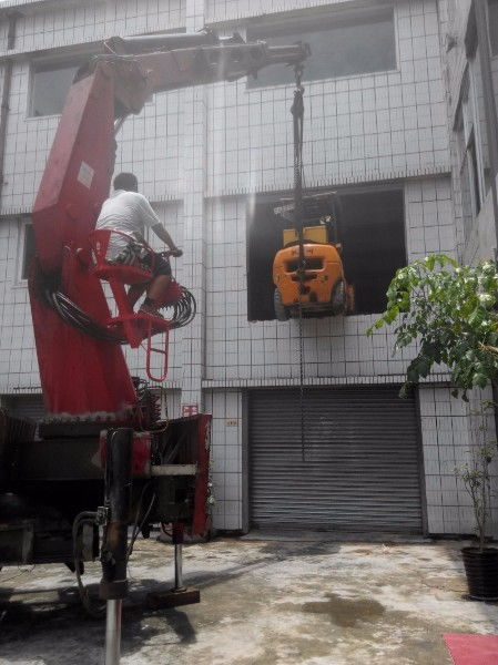 厚街高空作業(yè)車出租，一站式打包服務(wù)助力高效施工