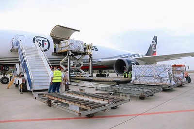 順豐護(hù)航 四個(gè)“100%”裝卸服務(wù)，筑牢新冠疫苗運(yùn)輸安全防線